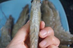 图片[2]-酒店大厨教你3道虾的做法 5斤不够吃-起舞食谱网