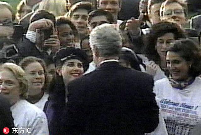 莫妮卡·莱温斯基，莫妮卡 莱温斯基（她的人生并不只有“拉链门”）