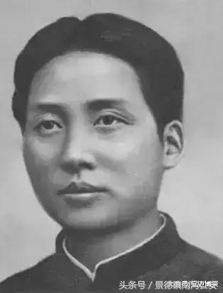 刘少奇属什么生肖，刘少奇的是那年出生的是龙年吗（看看中共第一代领导集体的学历）