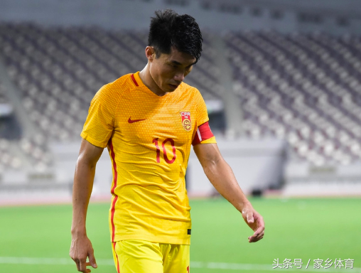 央视怒批国足是真的吗，央视怒批国足是真的吗视频（队长郑智这一番话）