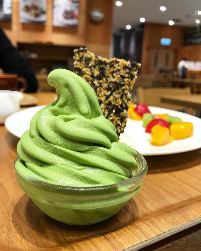 黑色头像纯黑，黑色头像（ins高清黑色黄色粉色蓝色控壁纸微信头像图集大全）