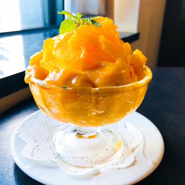 黑色头像纯黑，黑色头像（ins高清黑色黄色粉色蓝色控壁纸微信头像图集大全）