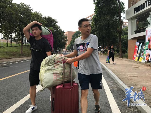 广州工商学院是几本(广州工商学院的名声)