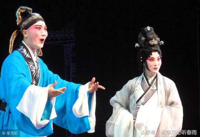 一剪梅李清照原文及翻译，一剪梅李清照翻译赏析（李清照词 一剪梅）