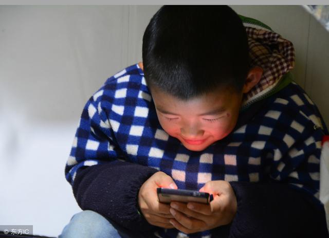 手机儿童模式如何设置，手机如何设置儿童模式（家长又担心“副作用”）