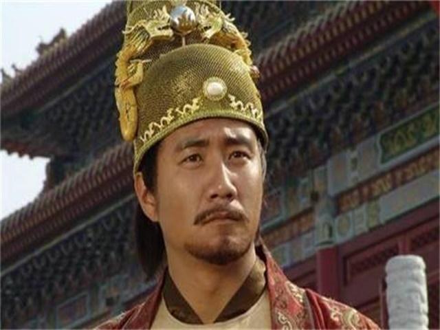 反骨是什么样的人,历史上被称作长有反骨的两人-相术-荣耀易学