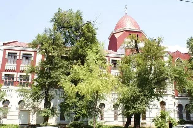 哈尔滨现存教堂，探访百年老建筑 冰城老教堂