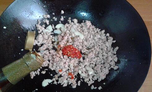 图片[7]-鱼香茄子这样做简单又入味 销魂美味-起舞食谱网