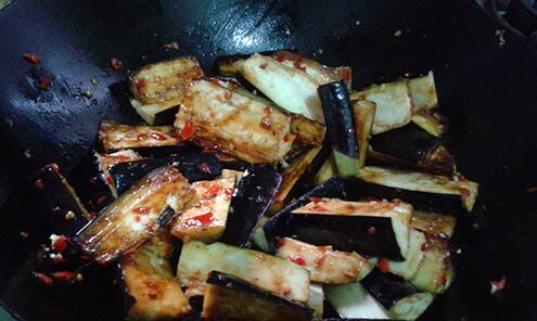 图片[8]-鱼香茄子这样做简单又入味 销魂美味-起舞食谱网