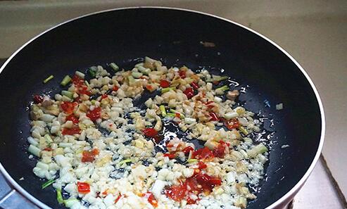 图片[20]-酒店大厨教你3道茄子的家常做法 软糯香滑-起舞食谱网