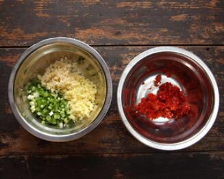 图片[27]-酒店大厨教你3道茄子的家常做法 软糯香滑-起舞食谱网