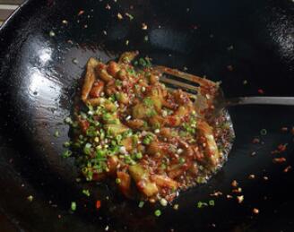 图片[34]-酒店大厨教你3道茄子的家常做法 软糯香滑-起舞食谱网