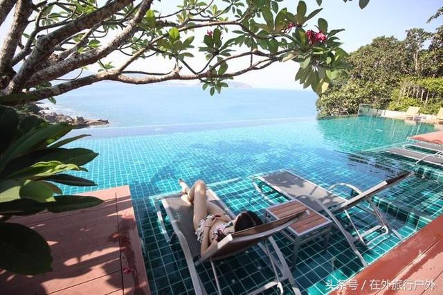 画面泰国旅游骑大象，90后小清新出游泰国