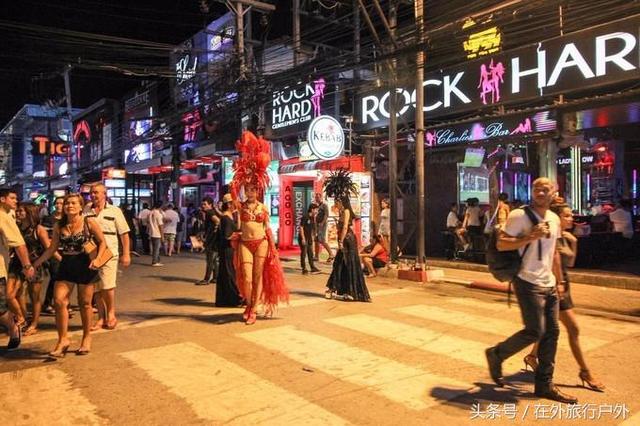 画面泰国旅游骑大象，90后小清新出游泰国