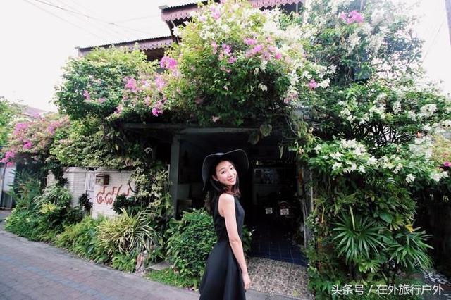 画面泰国旅游骑大象，90后小清新出游泰国