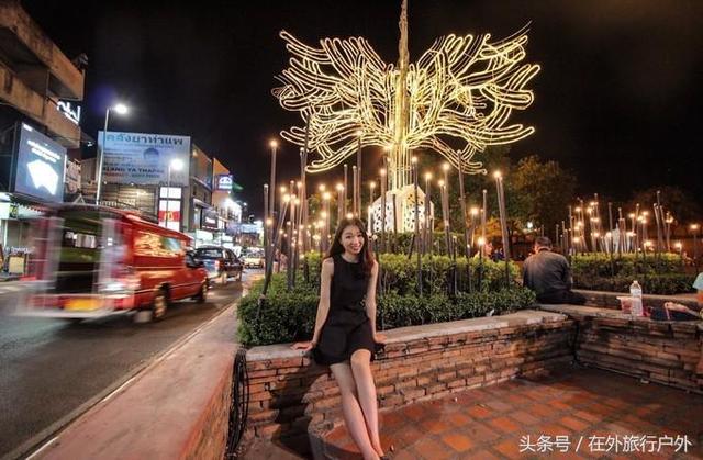 画面泰国旅游骑大象，90后小清新出游泰国