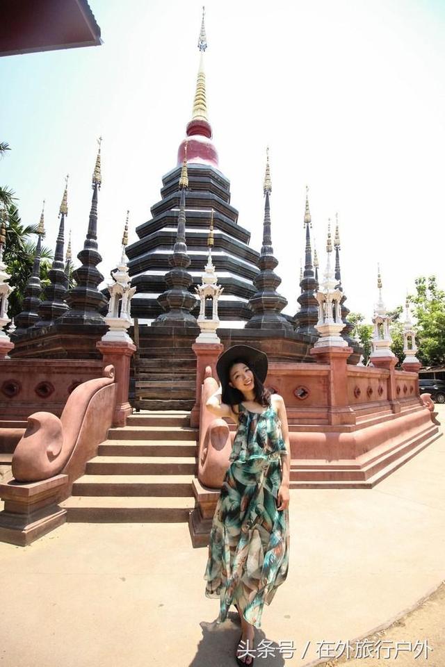 画面泰国旅游骑大象，90后小清新出游泰国