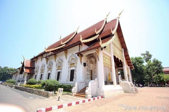 画面泰国旅游骑大象，90后小清新出游泰国