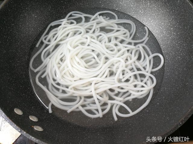 赖粉是什么做的，三奈粉是什么（连吃的声音都很好听）