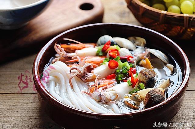 赖粉是什么做的，三奈粉是什么（连吃的声音都很好听）