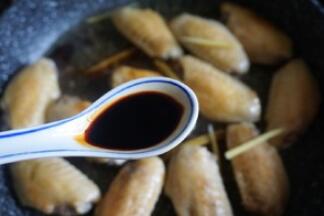 图片[11]-【可乐鸡翅】做法步骤图 秘制配方  色泽诱人 香嫩多汁-起舞食谱网