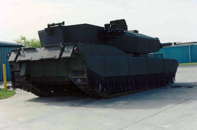 M1A3主战坦克，m1a2艾布拉姆斯被炸飞（美军曾经花大力气打造的新坦克性能碾压中俄同类）