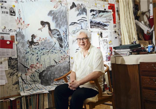 艾青诗选画者的行吟赏析，艾青诗选画者的行吟赏析100字（巨匠是怎样生成的）