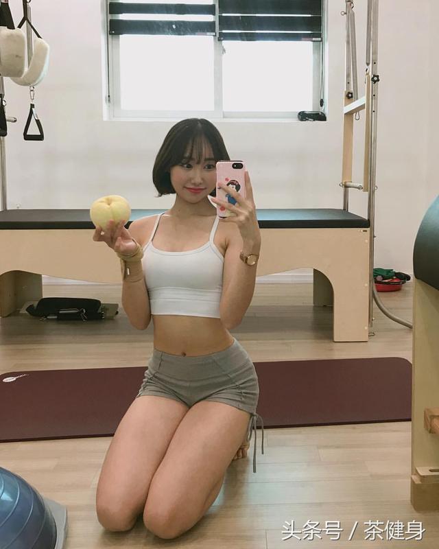 6个最简单瘦腿方法，6个最简单瘦腿方法图片（5个腿部高强度训练动作）