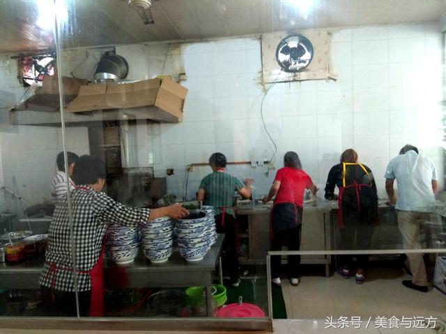 正宗陕西老碗面，倒是一碗老碗面真是够实在