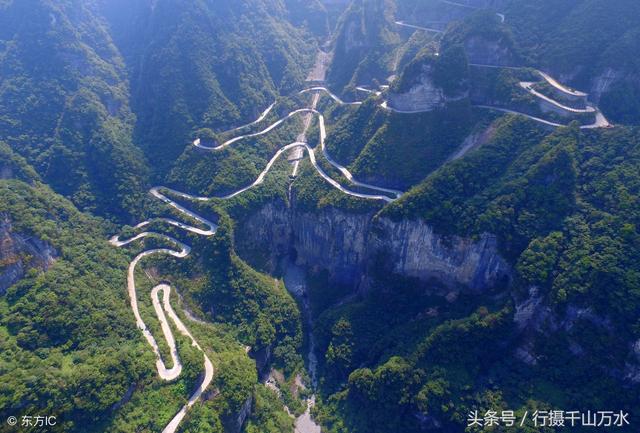 天门山盘山公路，天门山盘山公路可以自己驾车么（航拍张家界天门山盘山公路）