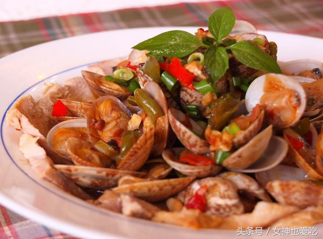 腐竹炒粉丝怎么做，粉丝炒腐竹做法大全家常菜（爱吃的一定收藏起来）