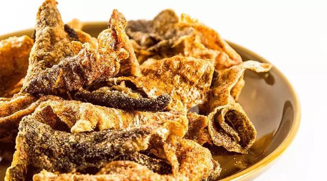 鱼泡是鱼的什么器官，鱼鳔是鱼的什么部位（鱼身上的这个部位，千万不要吃）