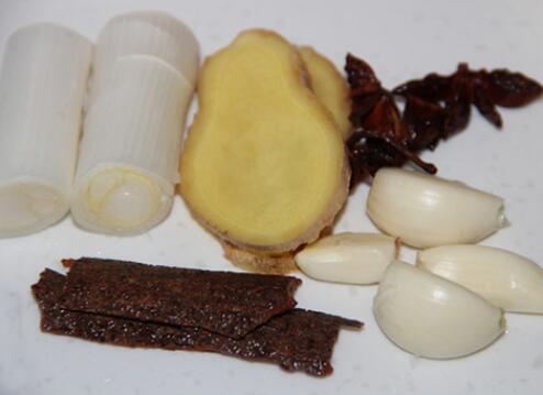 圖片[5]-【蜜汁紅燒肉】做法步驟圖 秘制配方 做出五星級酒店大廚的手-起舞食譜網