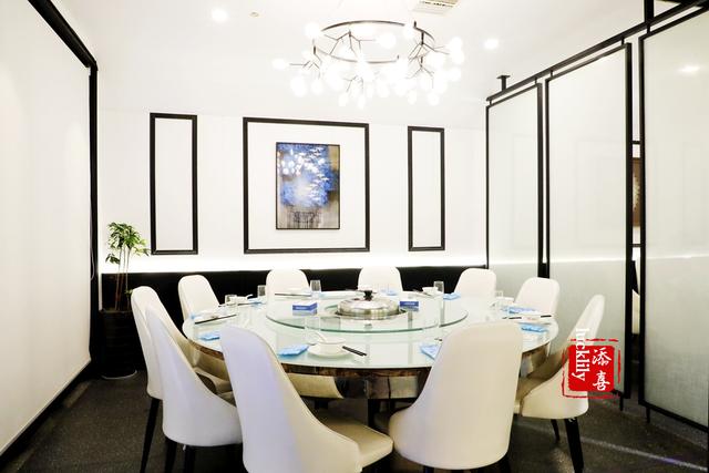 老虎斑怎么杀，老虎斑如何处理（海鲜当然是上选——海域人家）