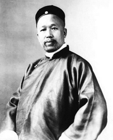 什么是金字塔，什么是金字塔模型（举世闻名的金字塔）