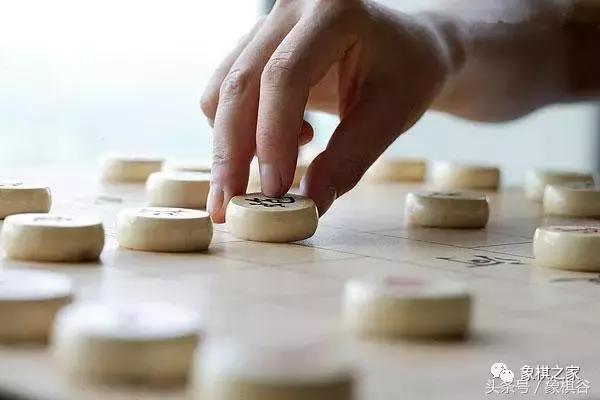 象棋士的走法,象棋中士的走法(象棋如何开局才能占尽优势) 象棋士的走法,象棋中士的走法(象棋如何开局才能占尽优势)