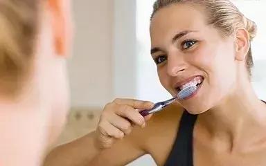 漱口水可以去除口臭吗，漱口水能去口臭吗（轻松解决口臭问题）