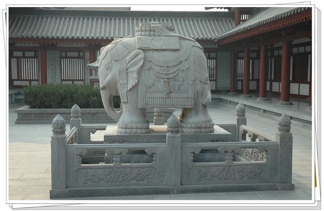 汉白玉是什么石材，汉白玉石材用途（大理石中豪门贵族：汉白玉）