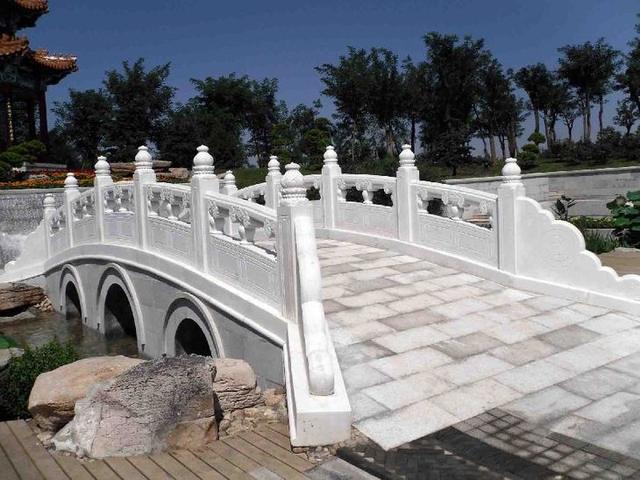 汉白玉是什么石材，汉白玉石材用途（大理石中豪门贵族：汉白玉）