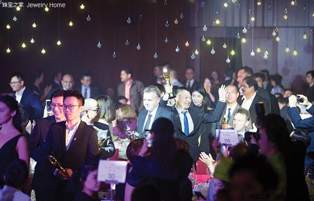 zbird什么档次，bilzazrd是什么牌子贵吗（HKJMA30周年珠宝盛世开办在即）