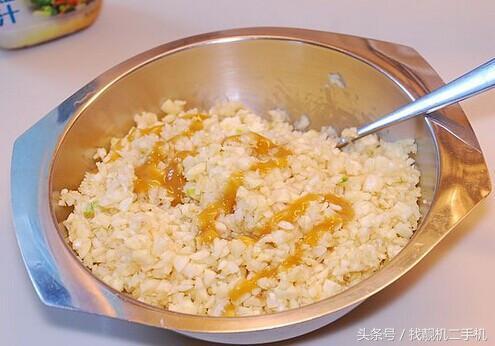 蒜蓉的做法，蒜蓉做法（万能的蒜蓉是怎么做的）