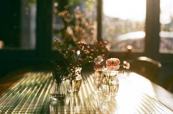 对自己好点的经典句子，对自己好点的经典句子说说心情（非常经典的句子：一辈子不长）