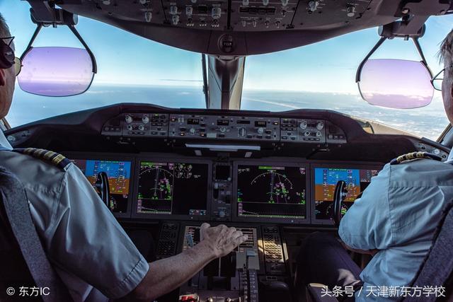 四川广汉飞行学院招生条件，四川广汉中国民用航空飞行学院飞行技术（想当飞行员需要满足哪些条件）
