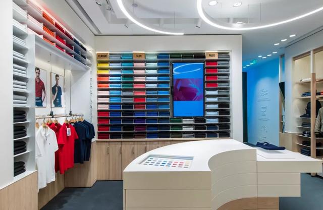 lacoste怎么读，lacoste怎么读英文（用26个字母去了解一个“你以为了解的品牌”）