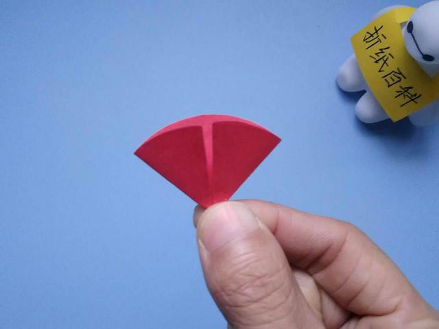 小灯笼手工制作，折纸手工如何做一个小灯笼（中秋节快到了教你制作漂亮的灯笼）