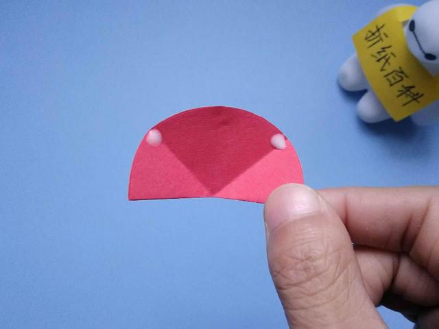 小灯笼手工制作，折纸手工如何做一个小灯笼（中秋节快到了教你制作漂亮的灯笼）