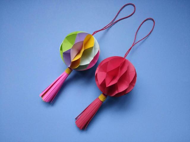 小灯笼手工制作，折纸手工如何做一个小灯笼（中秋节快到了教你制作漂亮的灯笼）