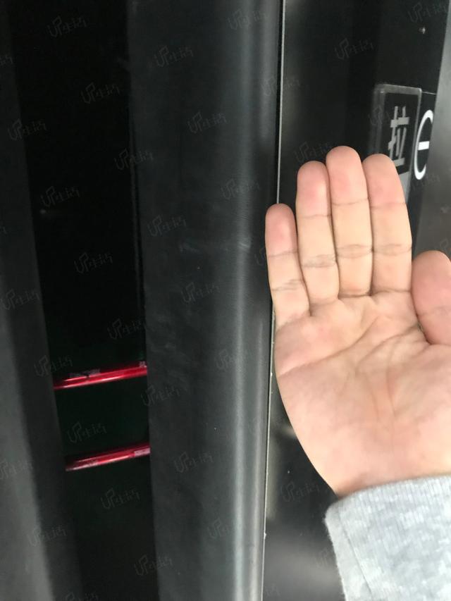 livehouse和酒吧的区别，livehouse是什么意思（成都地下乐队这几处疯狂尖叫的地标据点）