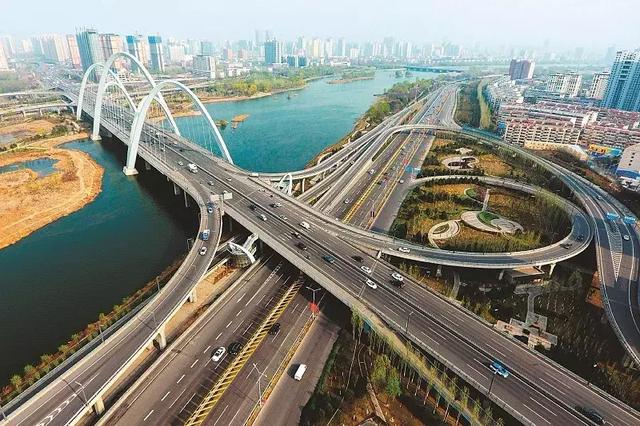 石头饼是哪里的特产，这个城市在抖音上很火2500年前就是网红