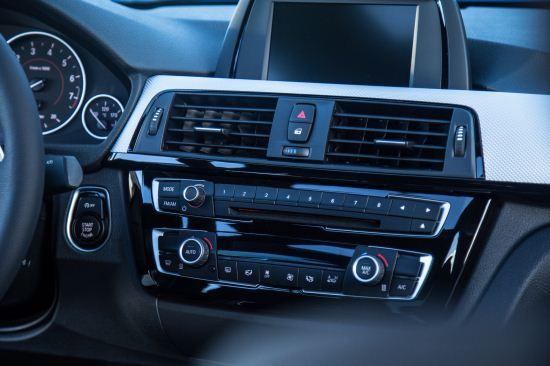 汽车ac开关是什么意思，汽车上的ac是什么意思（汽车空调开ac和不开ac的区别）